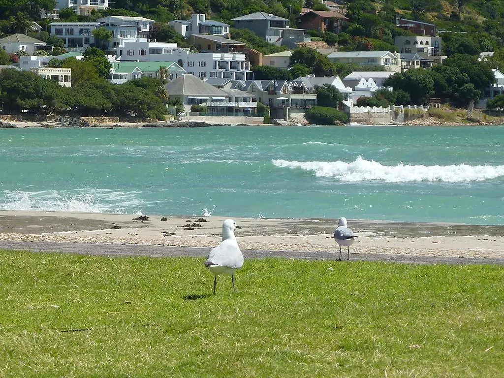 Couette-café Cap Ou Pas Cap Guesthouse Gordonʼs Bay